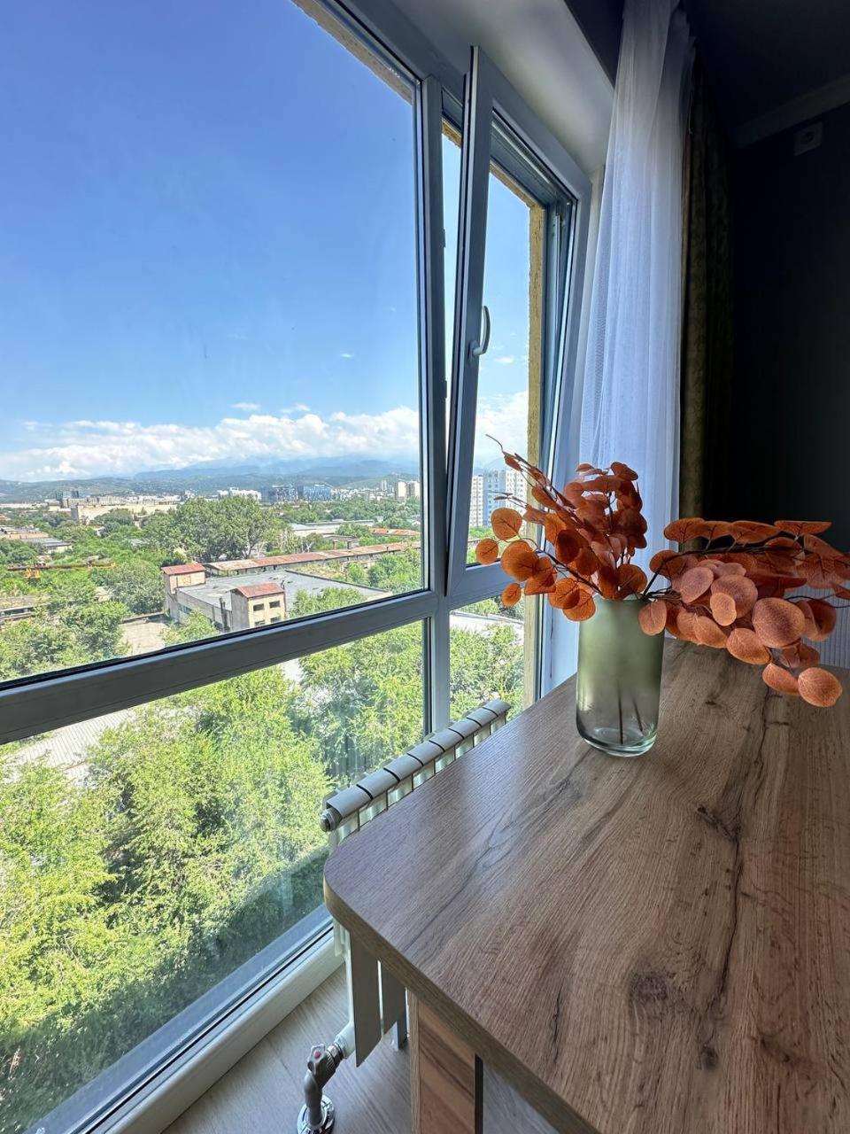 Medinahotelkz, # 63, Вид На Горы, 15 Мин Пешком До Арбата, Halal Almaty Luaran gambar